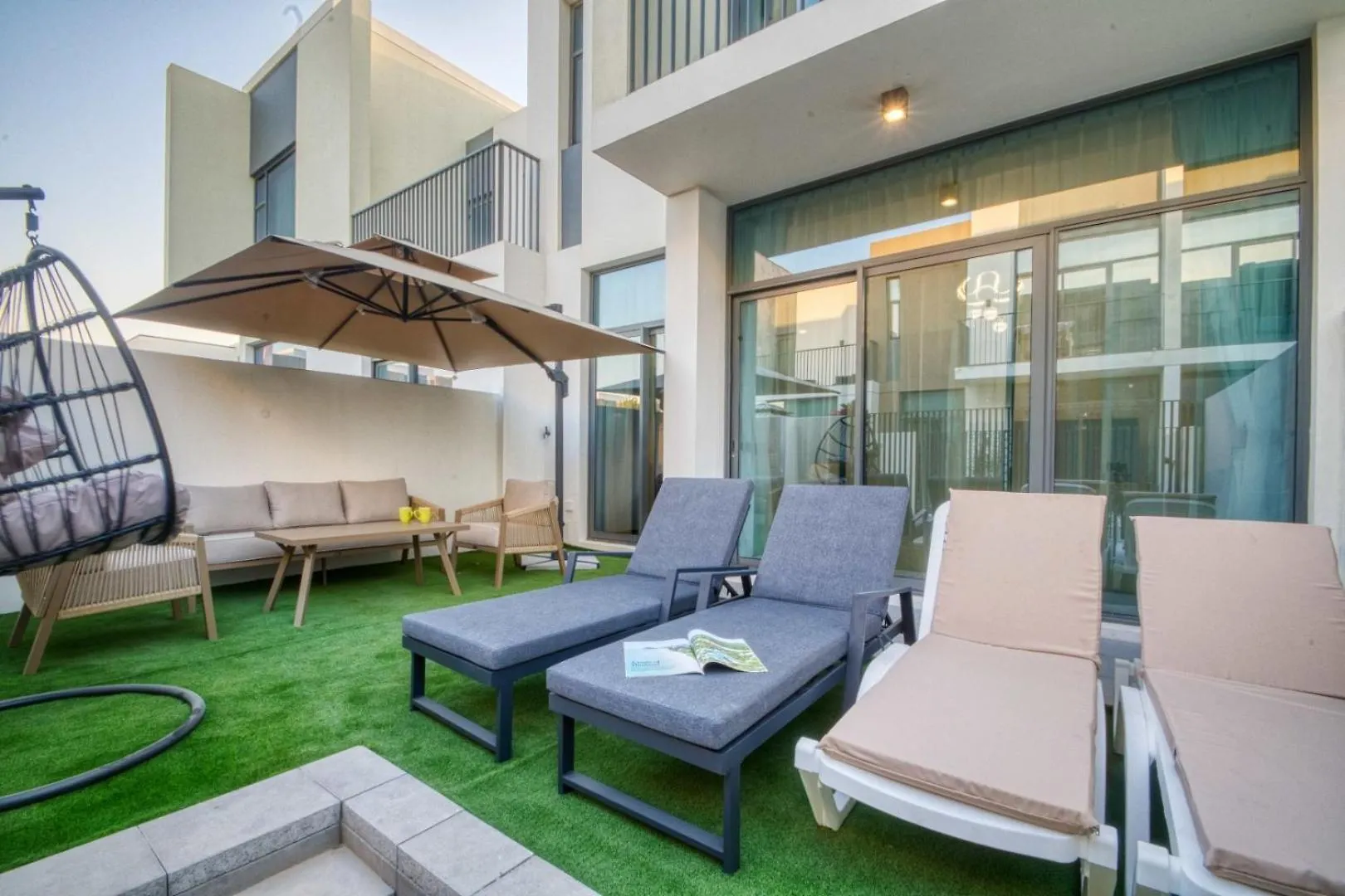 Golden Oasis- Luxury 3Br Villa With Maids Room Dubai 0*,