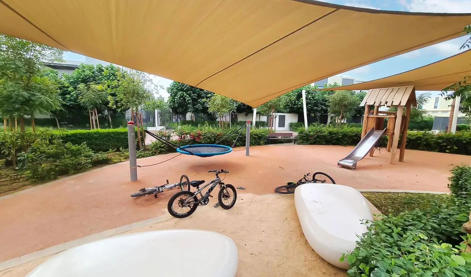 Golden Oasis- Luxury 3Br Villa With Maids Room Dubai United Arab Emirates