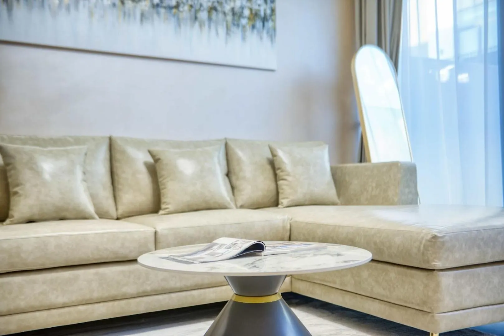 Golden Oasis- Luxury 3Br Villa With Maids Room Dubai